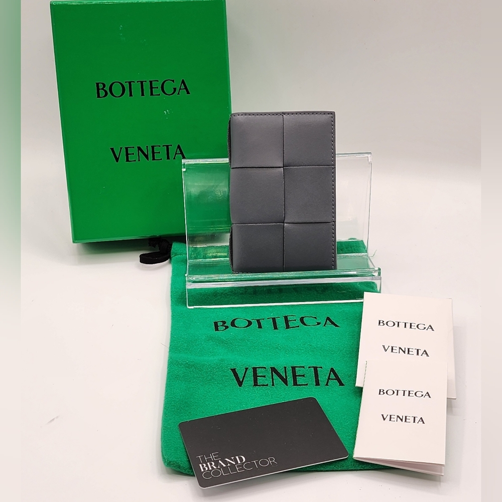 Bottega Veneta Cassette Flap Intrecciato Bi-fold NWOT